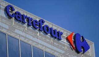 Fraţii Pavăl, proprietarii Dedeman, cumpără Carrefour Rom&acirc;nia cu 823 de milioane de euro