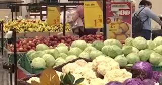 "Gust de acasă", preț mai mare. Cum au ajuns produsele rom&acirc;nești să fie cu 30% mai scumpe &icirc;n supermarketuri
