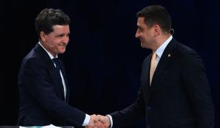L-a sunat consilierul lui Nicuşor Dan pe Simion să voteze guvernul Veştea? Analist: Una spune şi alta face