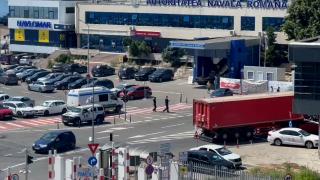 Cum sună mesajul care anunţa prezenţa unei bombe &icirc;n portul Constanţa. A fost generat cu AI
