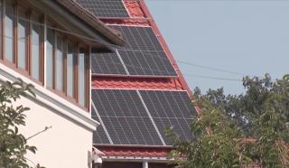 Schimbare majoră pentru prosumatorii din Rom&acirc;nia. Cum vor putea folosi energia produsă &icirc;n exces