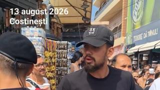 Momentul &icirc;n care turiștii de la Costinești &icirc;i amenință pe jandarmii care au oprit accesul la plajă