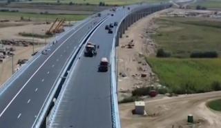 De astăzi, șoferii ajung mai repede de la București la Bacău. Se deschide un nou tronson din A7