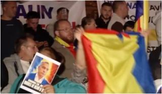 Peste 1.000 de oameni, la Arestul Central pentru Călin Georgescu. Proteste p&acirc;nă t&acirc;rziu &icirc;n noapte