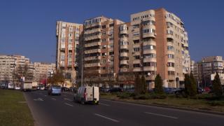 Impozit dublu din 2027 pentru rom&acirc;nii care şi-au unit balconul cu sufrageria