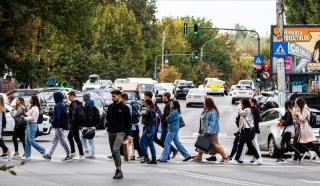 C&acirc;ţi bani &icirc;n plus la salariu vor primi rom&acirc;nii &icirc;n 2027. Majorările ar putea &icirc;ncepe de la 1 ianuarie
