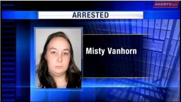 O americanca a vrut sa-si vanda copiii pe Facebook