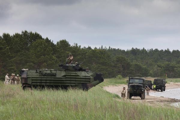 Explozie puternica la o baza militara din SUA. SAPTE oameni au murit
