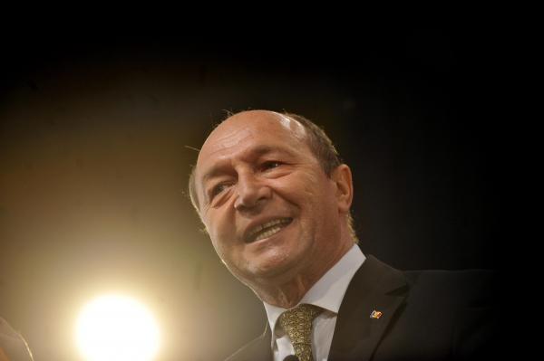 Traian Basescu: Pivniceru nu a respectat legea. Nu partidele numesc procurorii