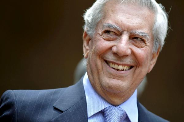 Vargas Llosa: "Abia astept sa vad ce au facut cu piesa mea"