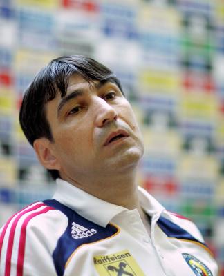 E oficial! Piturca este fiul Vicai Blochina