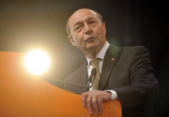 Basescu: Contez pe intrarea noastra in Schengen in aprilie 2014