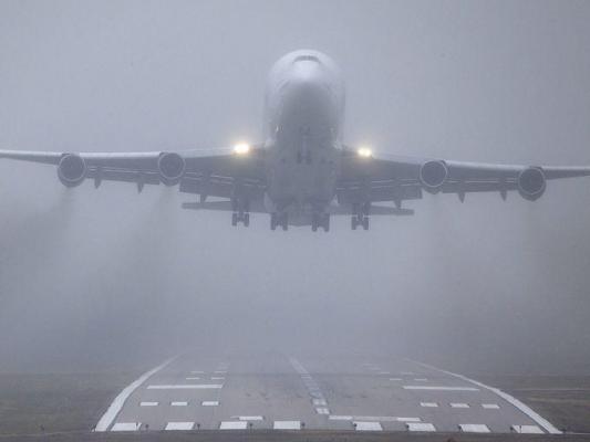 “Ce aeroport e ăsta?” Doi piloți ai unui avion de pasageri AU ATERIZAT GREȘIT