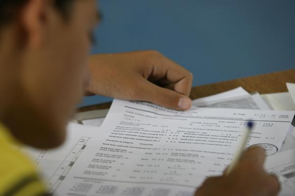 Evaluare în premieră pentru elevii claselor a XI-a! Când au loc simulările  naționale