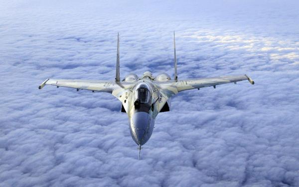 Gruparea Stat Islamic ANTRENEAZĂ PILOŢI cu ajutorul avioanelor capturate