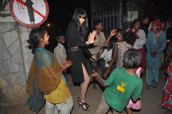 Nu are adversar! Cea mai urâtă slujbă din lume!