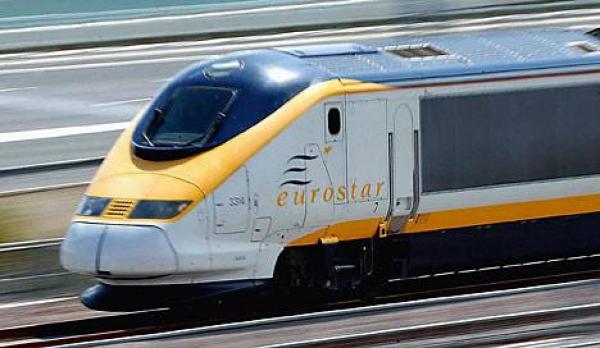 Pasageri blocaţi la bordul a două trenuri Eurostar, după ruperea unor cabluri electrice