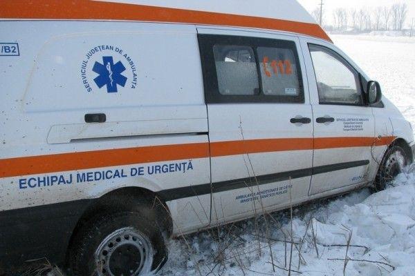 O femeie gravidă a murit în ambulanţă în timp ce era transportată de la Tulcea la Constanţa