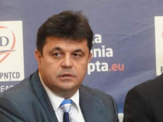 Marian Căpăţână ar fi încălcat condiţiile arestului la domiciliu. Acesta a fost surprins de camere într-un magazin duty-free