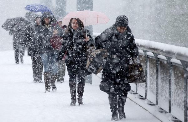 Lapoviţă şi ninsoare! Prognoza meteo până pe 21 decembrie