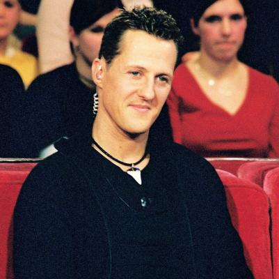 Doctorii sunt îngrijoraţi în privinţa lui Michael Schumacher: "Pneumonia e periculoasă la pacienţii în comă!"