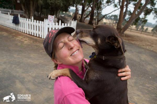 Un altfel de Valentine's Day! Relaţii de iubire între oameni şi animale