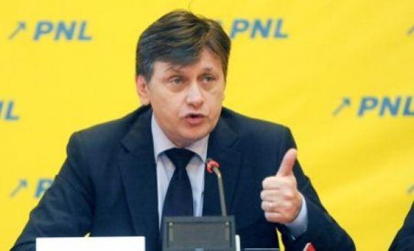 Crin Antonescu, după şedinţa Biroului Permanent al PNL: Solicităm anularea USD, înfiinţată ilegal