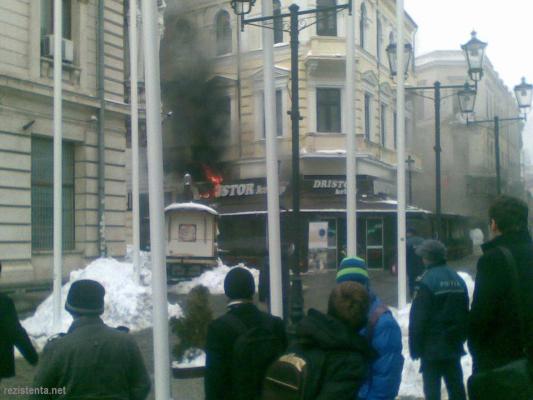 Shaormeria Dristor Kebap a devenit picantă rău. A LUAT FOC!