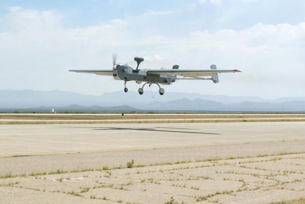 Ruşii au reperat un avion american în Crimeea şi l-au adus de urgenţă la sol!