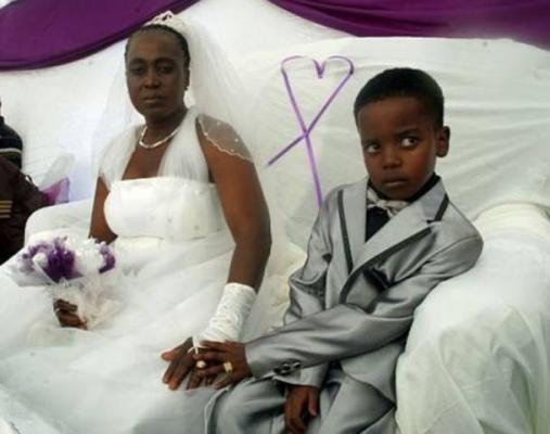 ŞOCANT! O femeie de 61 de ani s-a căsătorit cu un băiat de 8 ani