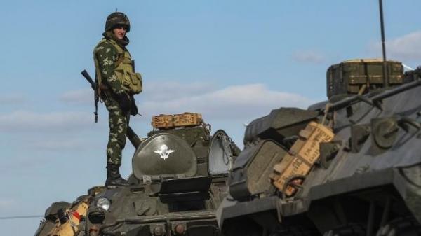 Președintele Ucrainei, Turcinov și omul de afaceri Poroșenko au interdicție în Crimeea