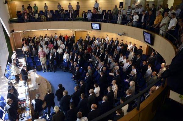 Răzvan Burleanu este noul președinte FRF. A cerut prima DEMISIE