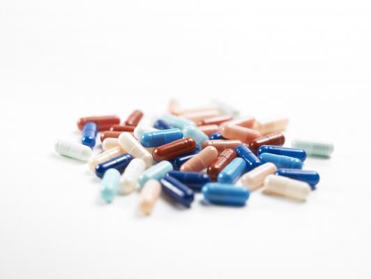 Pericolul din spatele unor analgezice! Cresc riscul de accident vascular cerebral