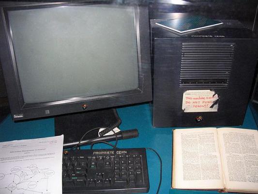 Aniversare: 21 de ani de INTERNET. Iată cele mai reprezentative momente