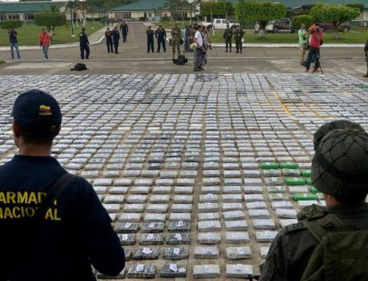 FOTO! Te ia cu ameţeală numai când te uiţi! 2350 de kilograme de cocaină capturate în Columbia!
