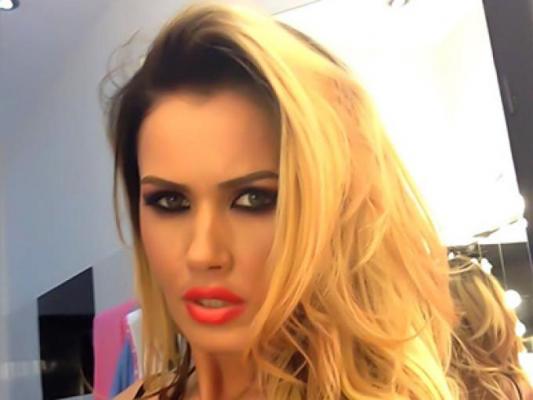 Oana Zăvoranu a fost săltată de poliţie! Motivul?!