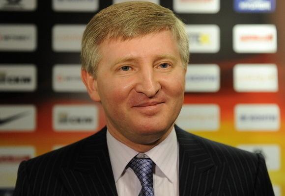 Ucraina: Violentele nu se opresc! Proteste in faţa vilei lui Rinat Ahmetov