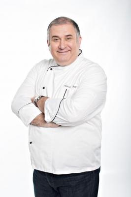 Amintiri din copilăria lui Horia Vîrlan şi cum arăta el la 17 ani