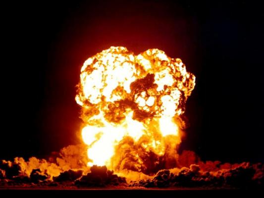 UCRAINA: Explozii violente au avut loc în centrul oraşului Doneţk