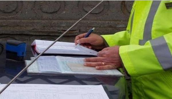 Cresc amenzile! De la 1 iulie şoferii care încalcă legea scot mai mulţi bani din buzunar