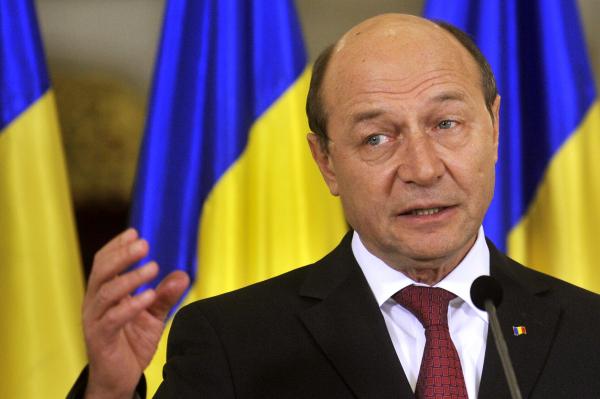 Băsescu: "Nu demisionez. Îmi voi duce mandatul până la capăt"