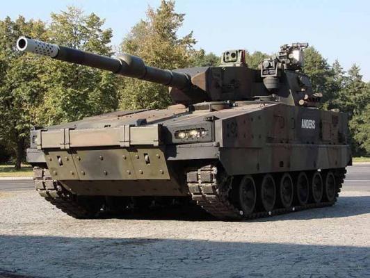 INVAZIA CONTINUĂ! 100 de BLINDATE RUSEŞTI înaintează în estul Ucrainei