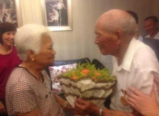 Dragostea adevărată nu se uită niciodată! Un cuplu, forţat să se despartă, s-a reunit după 70 de ani