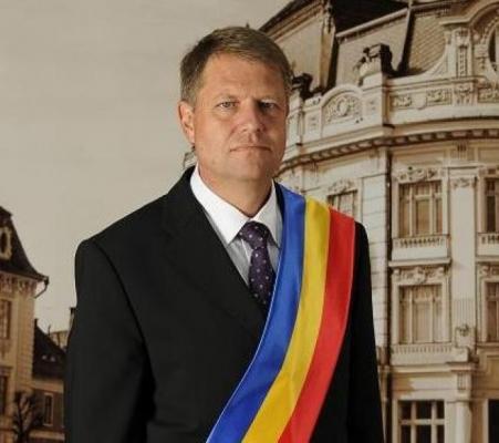 Klaus Iohannis, mesaj NEAŞTEPTAT pe Facebook, la 165 de ani de la naşterea lui Eminescu!