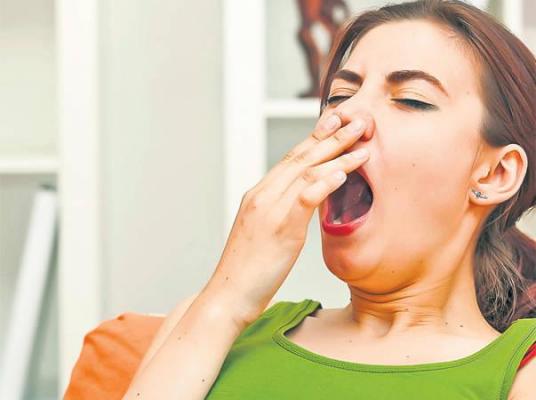 Toţi facem asta, dar nimeni nu ştie cu adevărat care e MOTIVUL! Adevărul din spatele căscatului