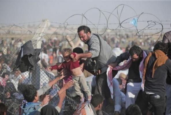Aproximativ 1,4 milioane de refugiați vor ajunge în Europa până la sfârșitul anului viitor