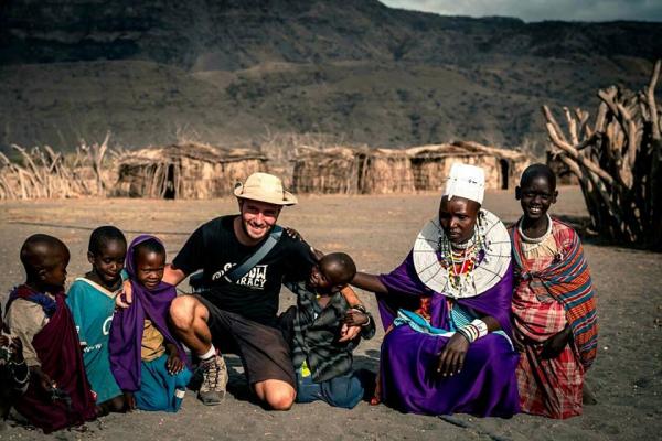 Dincolo de Facebook, dincolo de imagine: VLAD CIOPLEA, fotograful care a spart toate tiparele