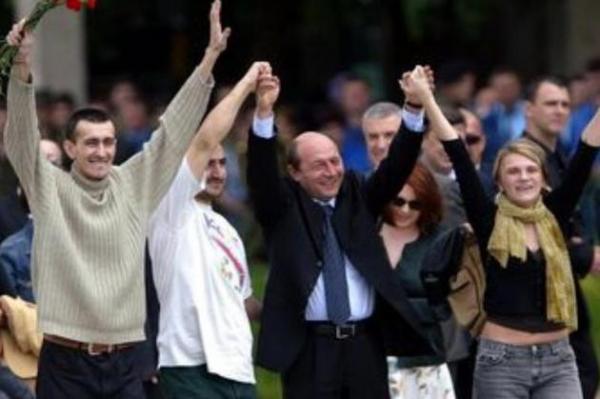 Instanța confirmă urmărirea penală pe numele lui Băsescu în dosarul răpirii jurnaliștilor