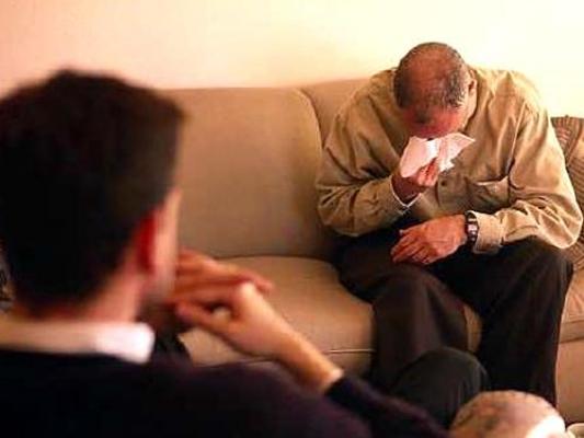 Colegiul Psihologilor din România oferă asistenţă gratuită victimelor incendiului din clubul Colectiv şi rudelor acestora