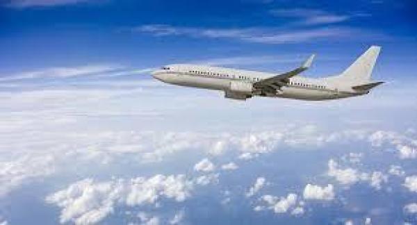 Două avioane au fost deviate spre aeroporturi din SUA şi Canada după ameninţări cu bombă